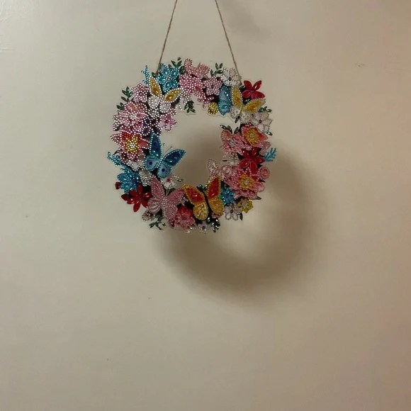Diamond Art Butterfly & Floral Wreath - Sealed - Picture 1 of 2
